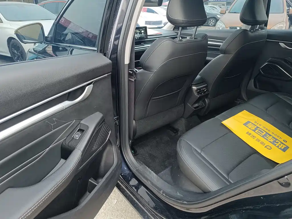 Geely Emgrand — миниатюра 9