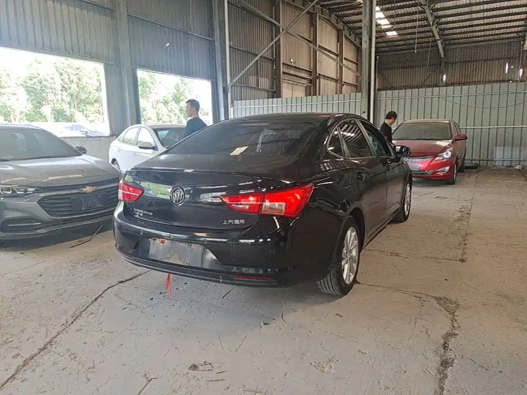Buick Verano — миниатюра 7