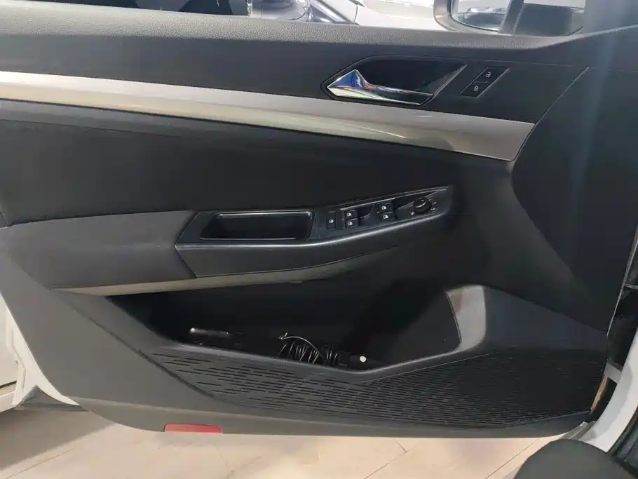 Volkswagen Bora — миниатюра 7