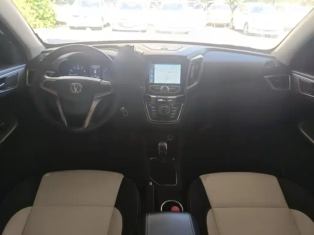 Changan CS35 — миниатюра 10