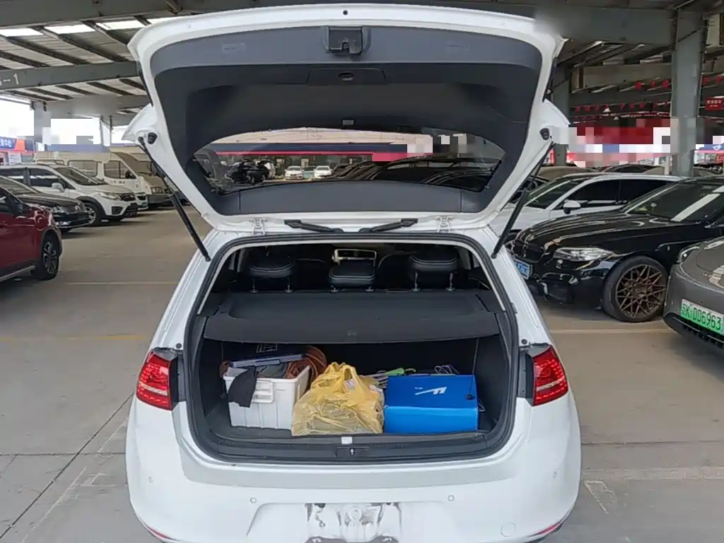 Volkswagen Golf — миниатюра 19