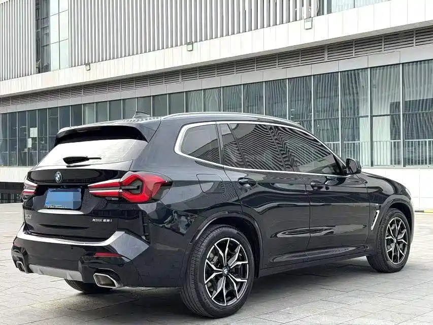 BMW X3 — миниатюра 9