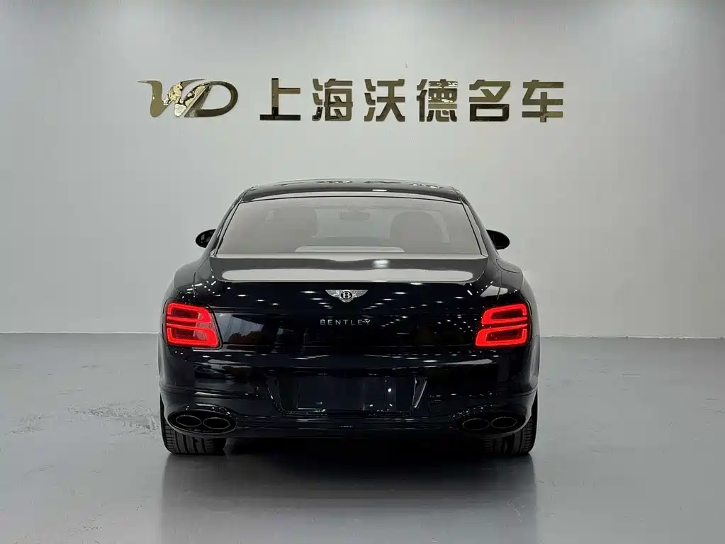Bentley Flying Spur — миниатюра 6