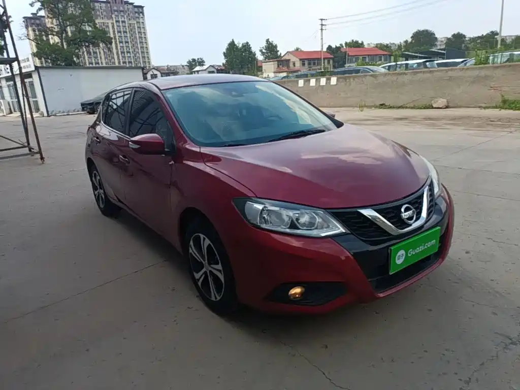 Nissan Tiida — миниатюра 4