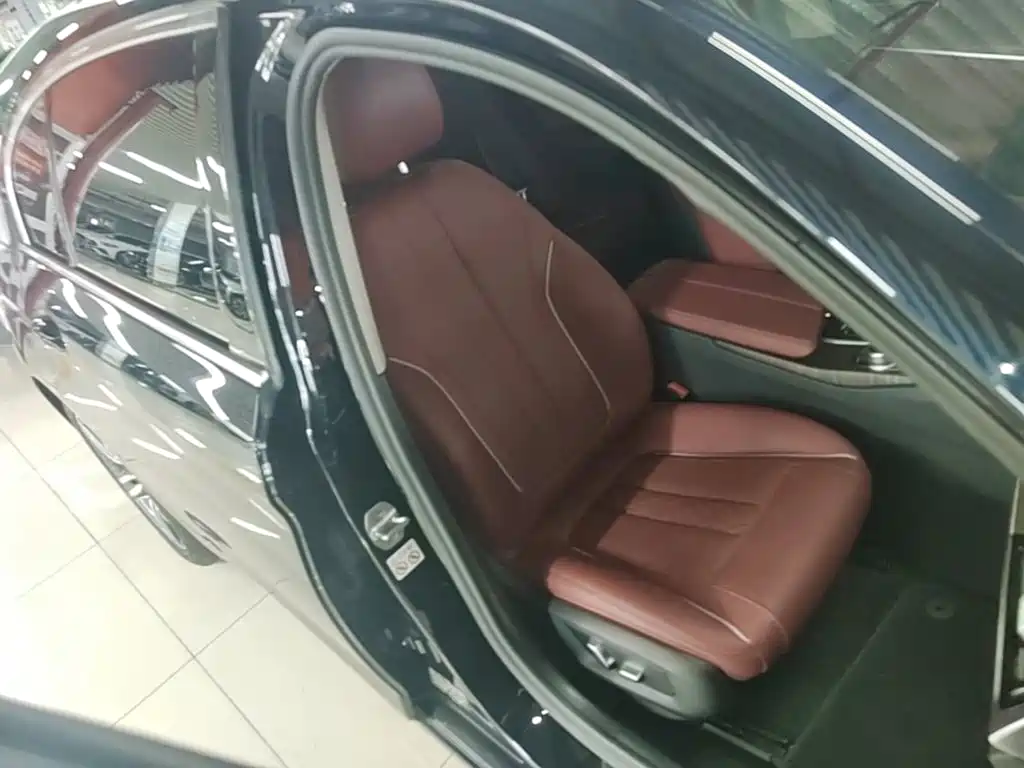 BMW 5 Series — миниатюра 25