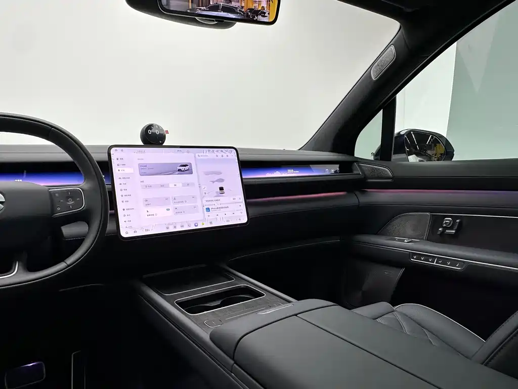 NIO ES8 — миниатюра 15