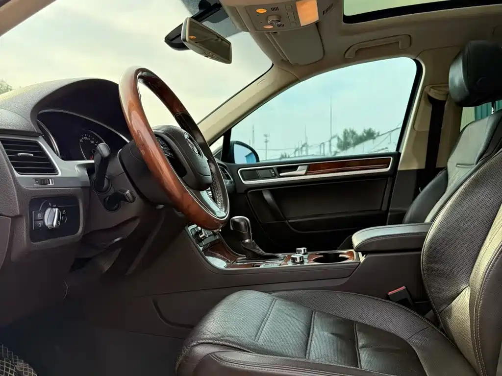 Volkswagen Touareg 2014 3.0TSI
