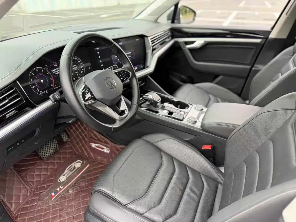 Volkswagen Touareg — миниатюра 6