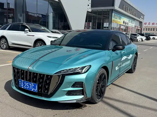 2023 Hongqi H6