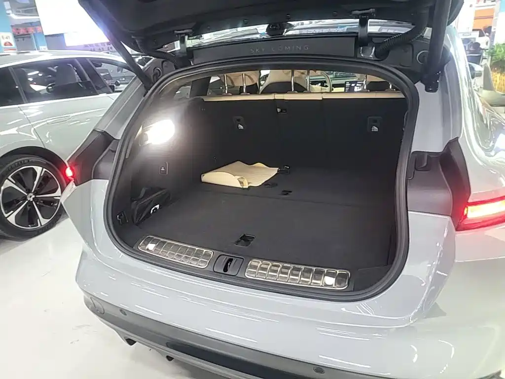 NIO ET5T — миниатюра 19