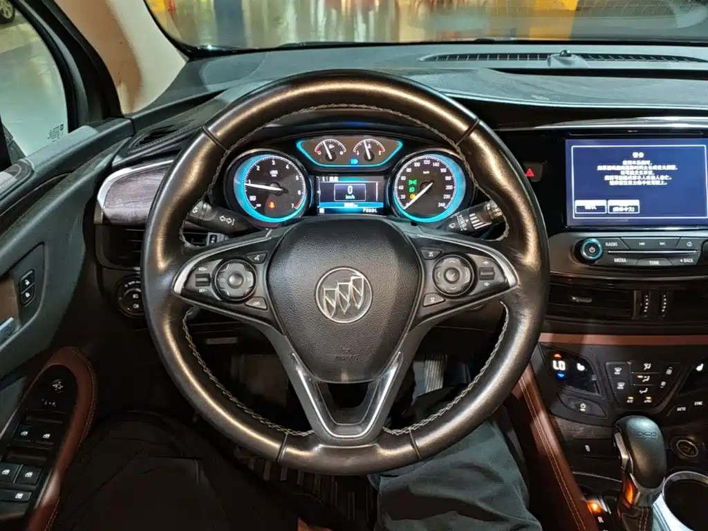 Buick Envision Plus — миниатюра 11