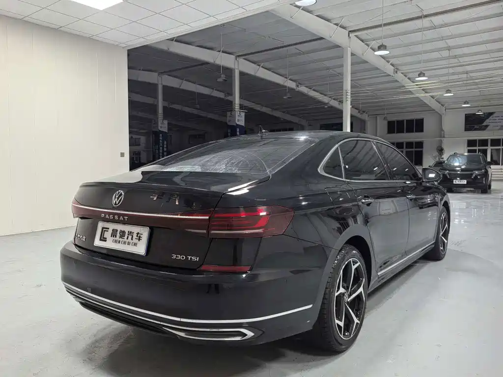 Volkswagen Passat — миниатюра 4