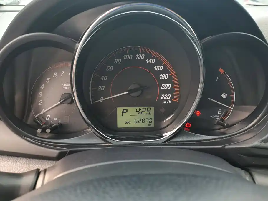 Toyota Yaris L — миниатюра 14