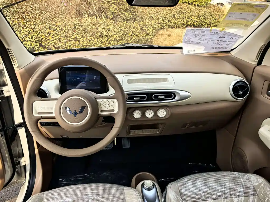 Wuling Mini EV MINIEV 2025