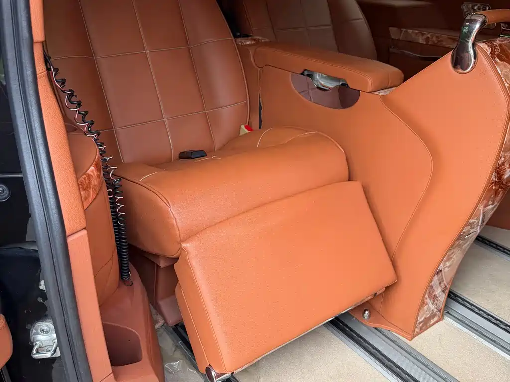 Mercedes-Benz Viano — миниатюра 12