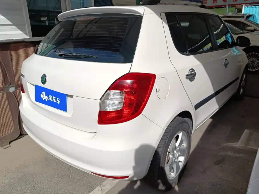 Skoda Fabia — миниатюра 3