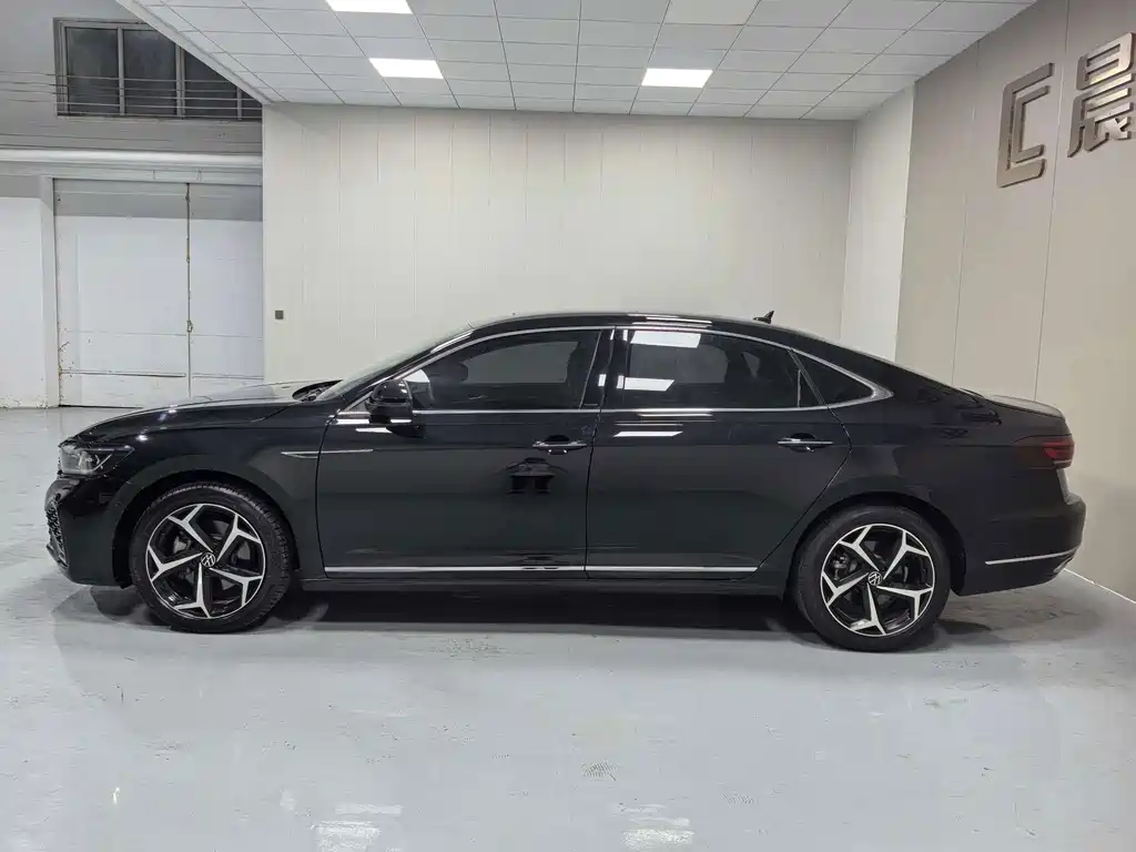 Volkswagen Passat — миниатюра 7