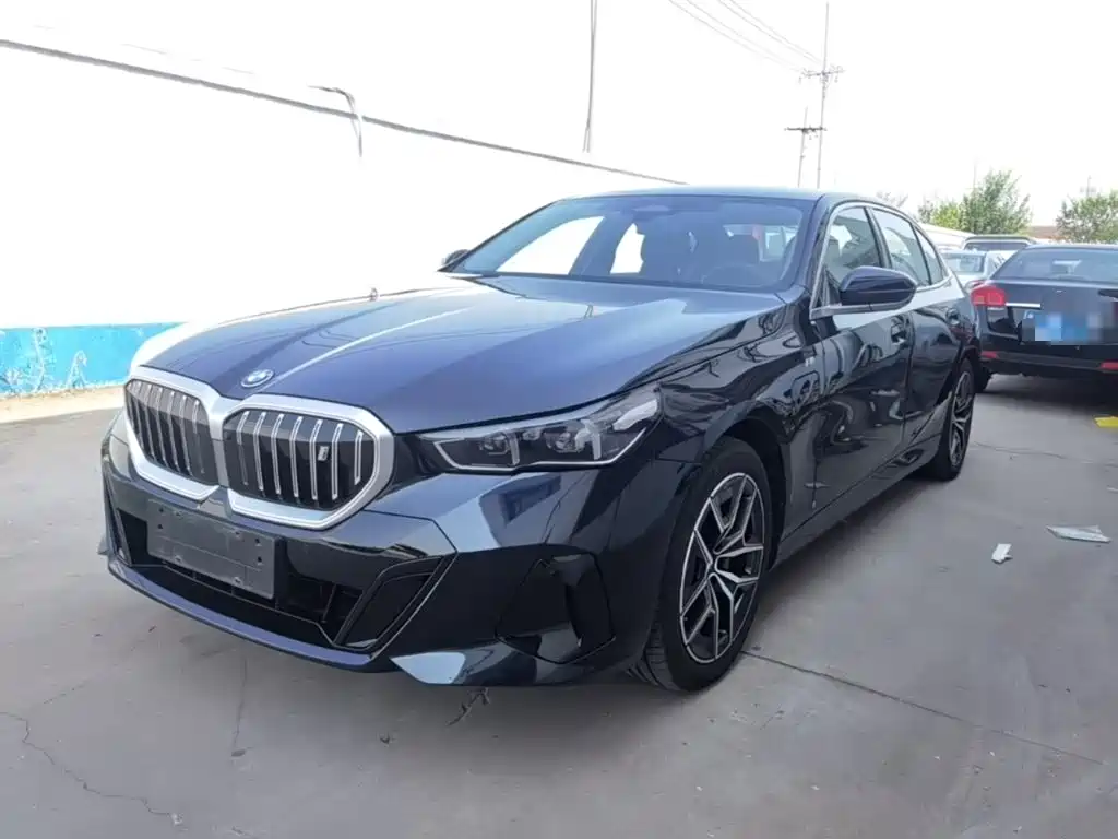 BMW i5 — миниатюра 2