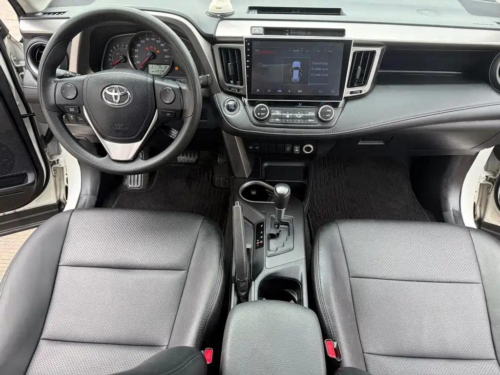 Toyota RAV4 — миниатюра 16