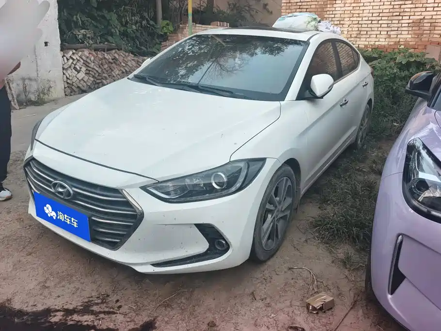 Hyundai Elantra