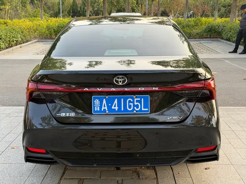Toyota Avalon — миниатюра 4