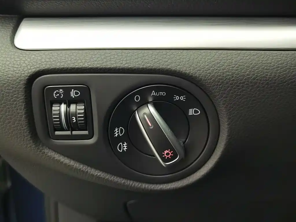 Volkswagen Sharan — миниатюра 21