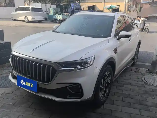 Hongqi HS5