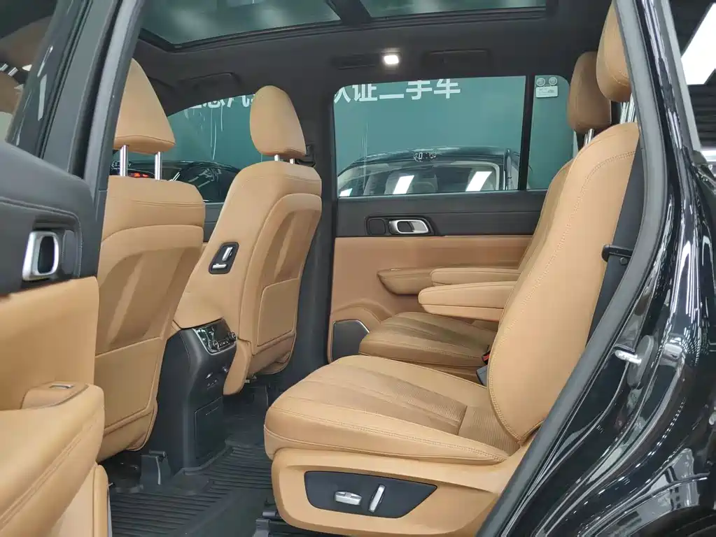 Li Auto ONE 2020 6 мест