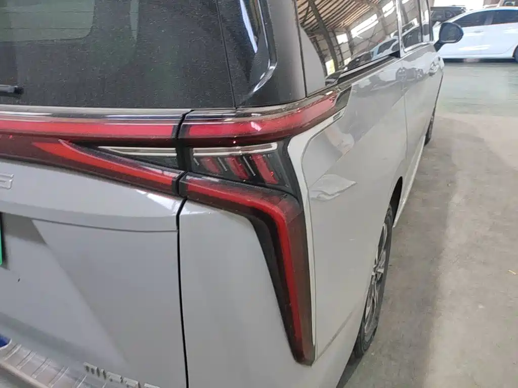 Maxus Dajia 9 — миниатюра 8
