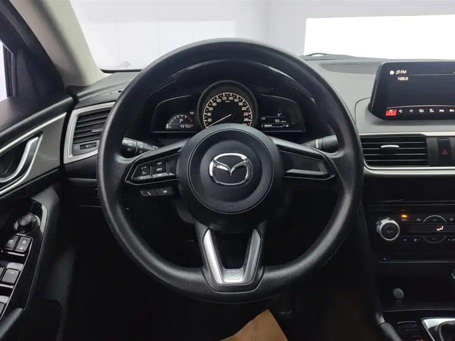 MAZDA 3 ANGKESAILA