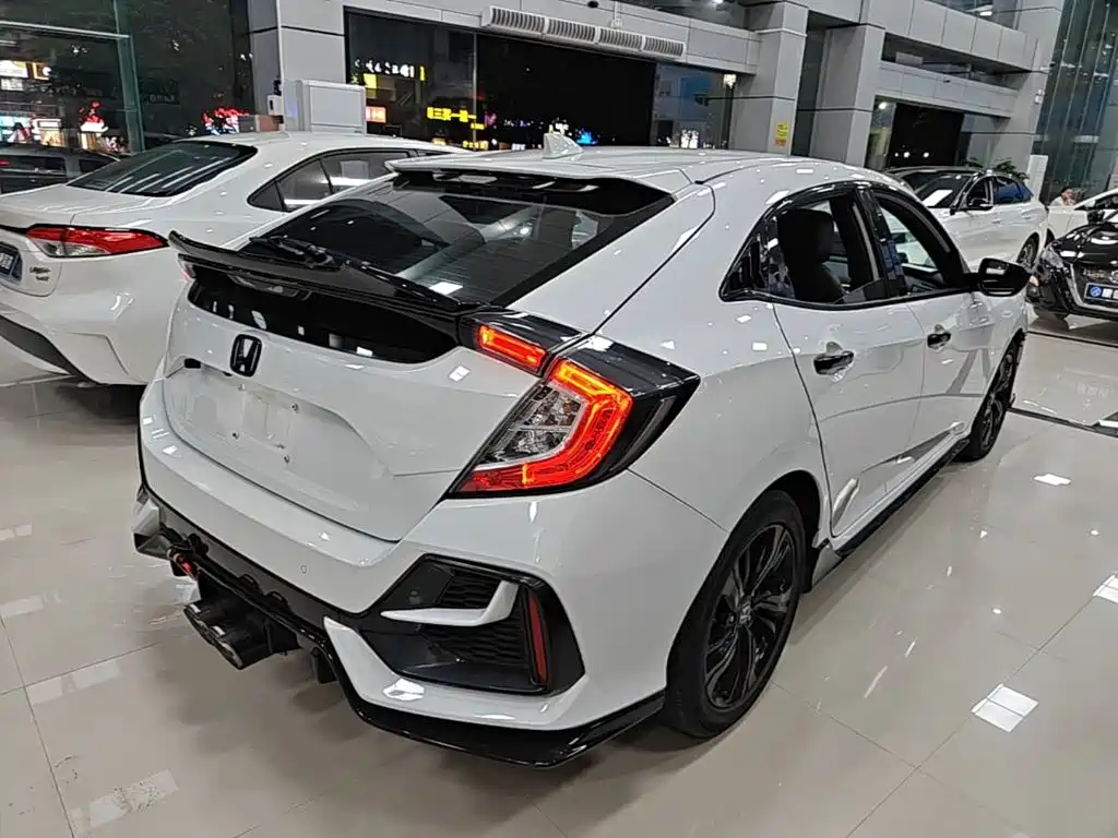 Honda Civic — миниатюра 7