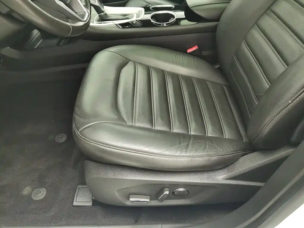 Ford Mondeo — миниатюра 20