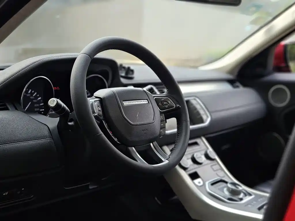 Land Rover Evoque (Import) — миниатюра 14
