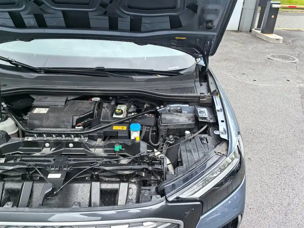 Audi Q4 e-tron — миниатюра 18