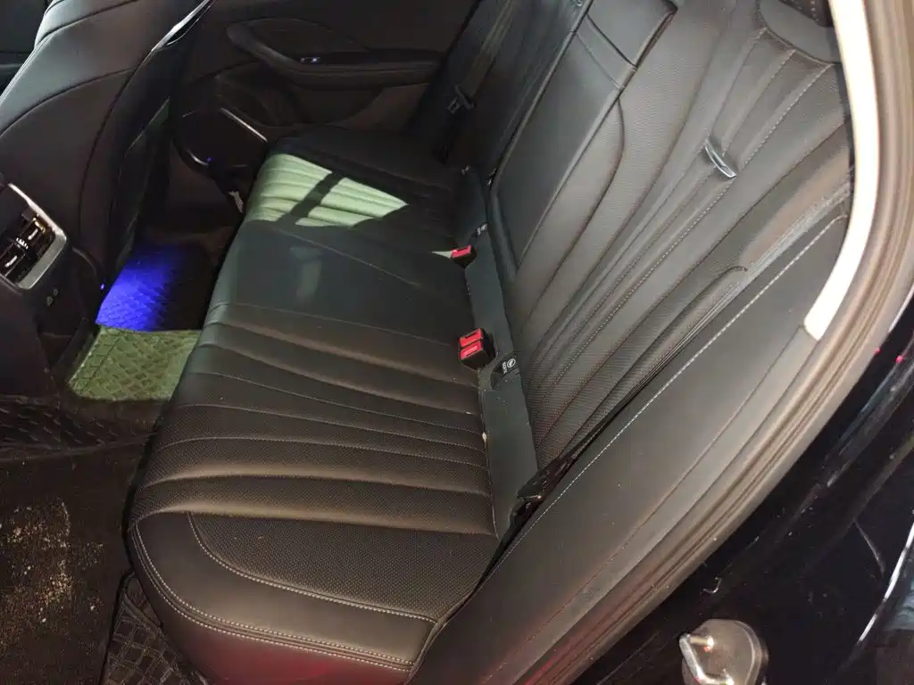 Hongqi Hongqi H5 — миниатюра 17