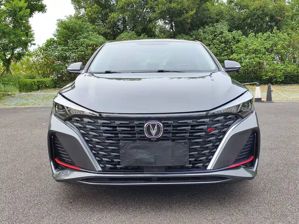 Changan Eado — миниатюра 2