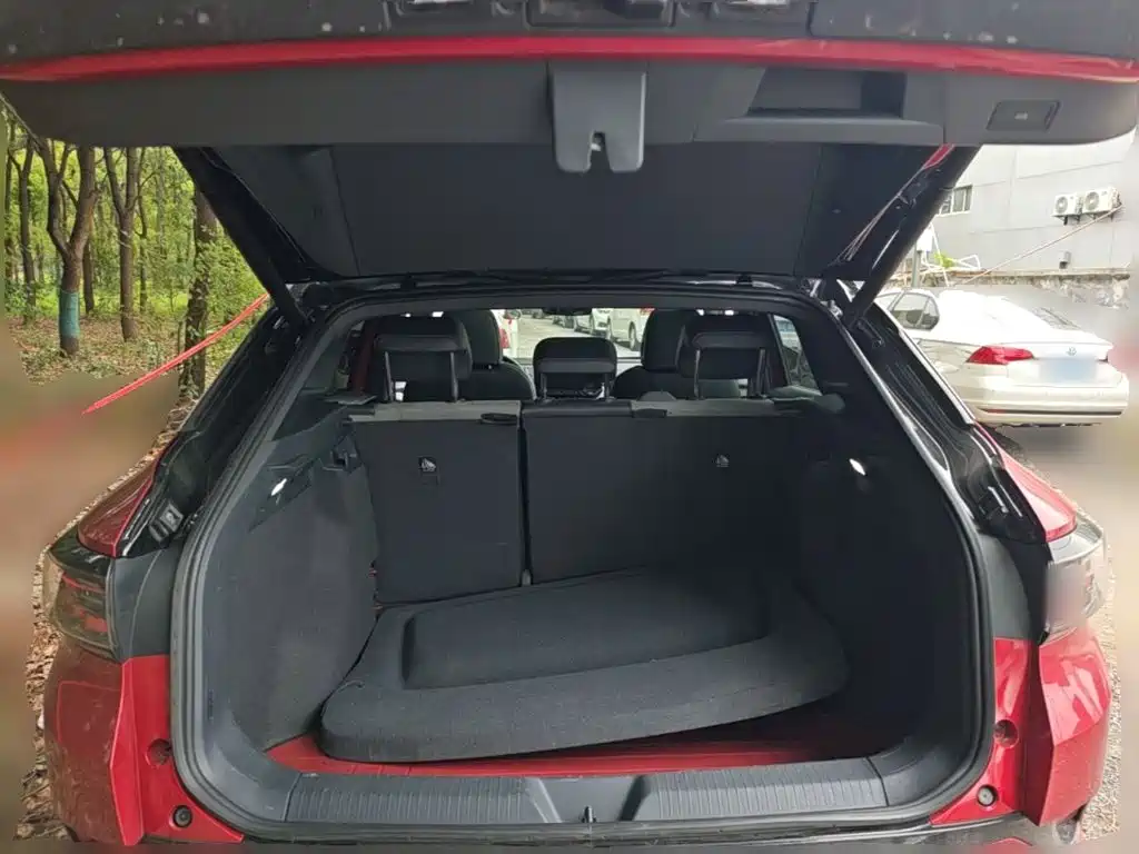 Volkswagen ID.4 Crozz — миниатюра 10