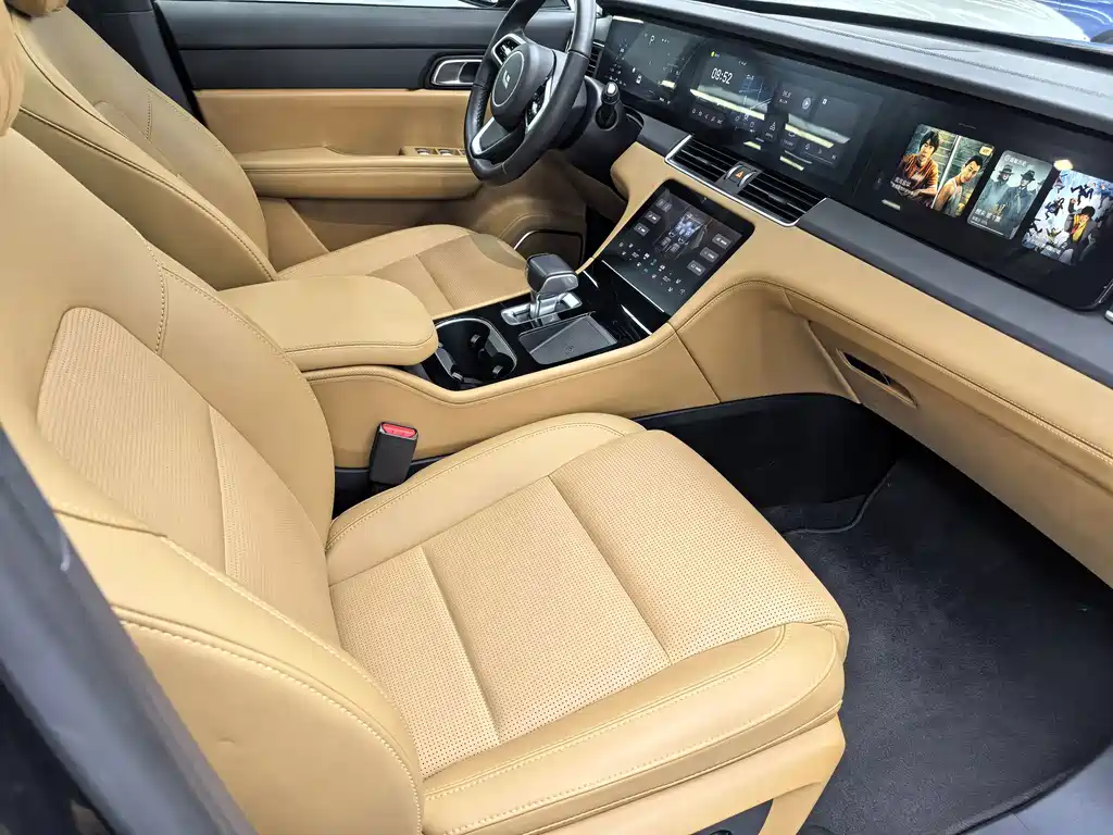 Li Auto Li ONE — миниатюра 11