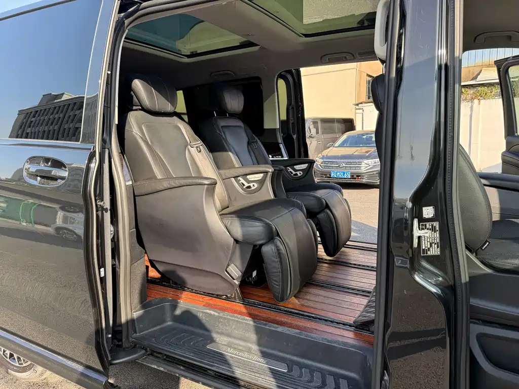 MERCEDES-BENZ V CLASS