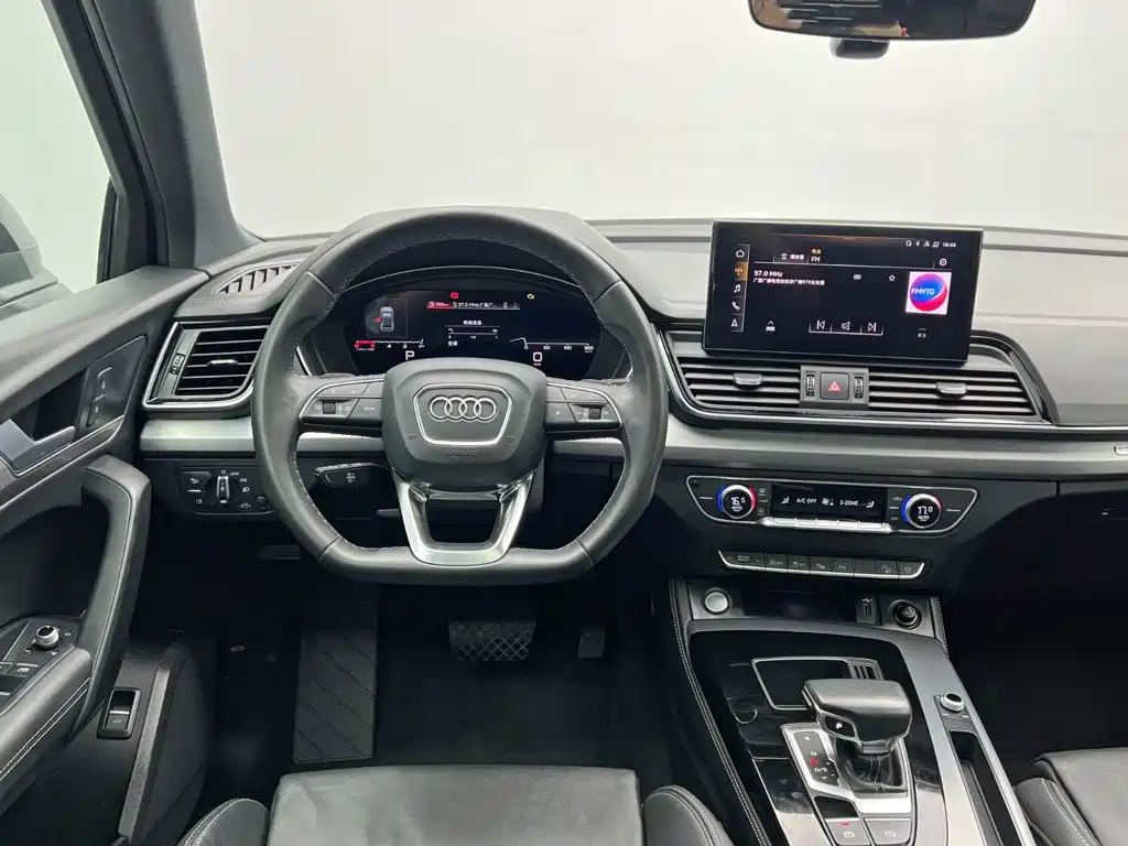 Audi Q5L Sportback — миниатюра 20