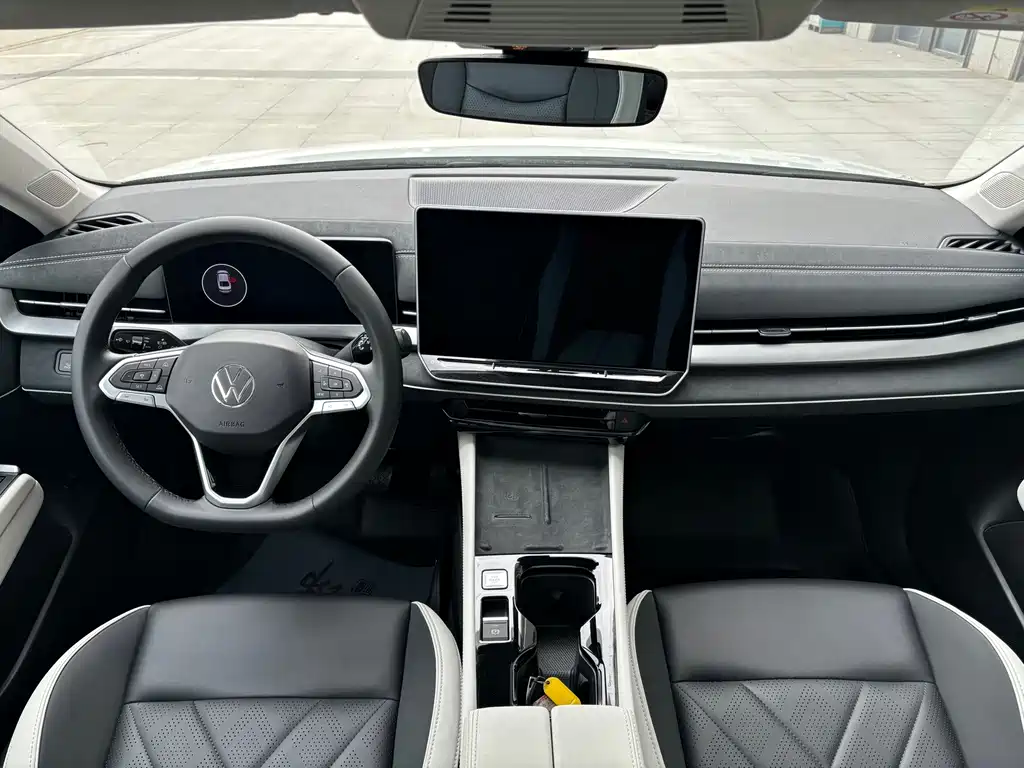Volkswagen Sagitar — миниатюра 10