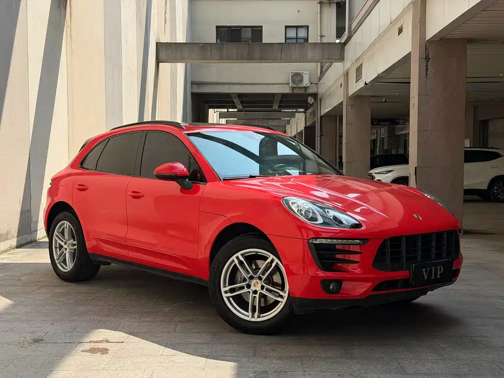 Porsche Macan — миниатюра 3