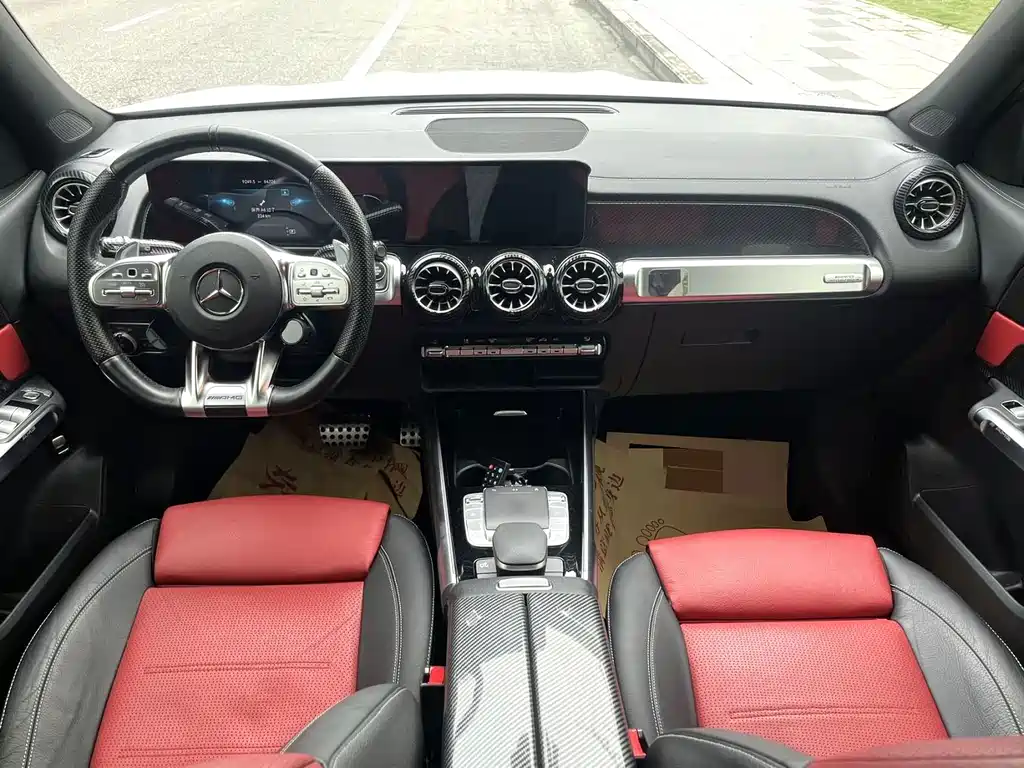 Mercedes-Benz GLB AMG — миниатюра 3