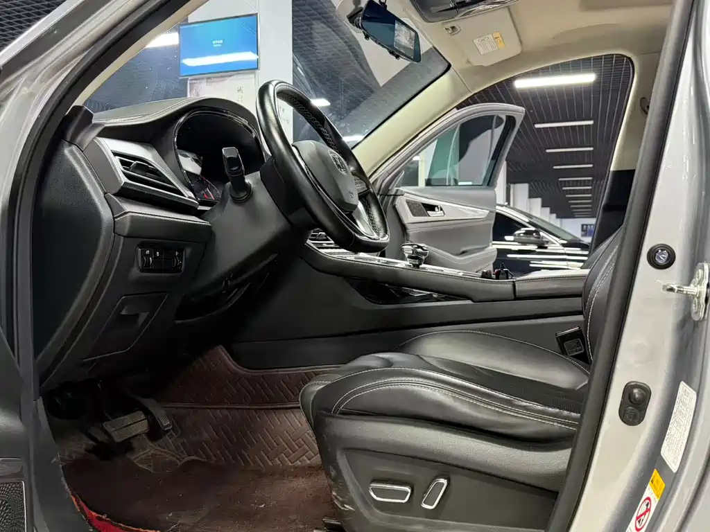 Changan CS85 COUPE — миниатюра 10