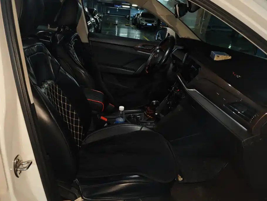 Volkswagen Tharu — миниатюра 8