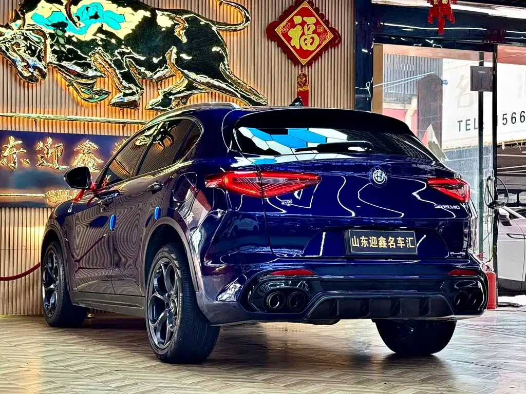 Alfa Romeo Stelvio — миниатюра 15