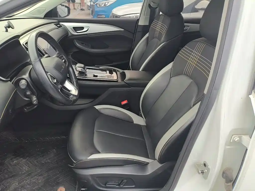 Roewe i6 MAX New Energy — миниатюра 15