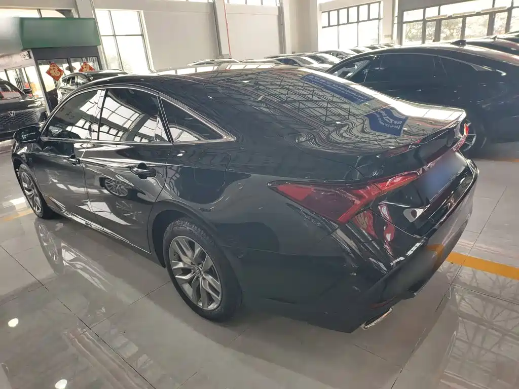 Toyota Avalon — миниатюра 13