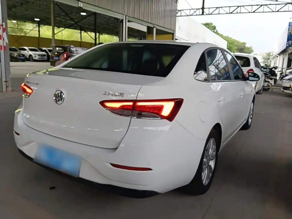 Buick Excelle — миниатюра 7