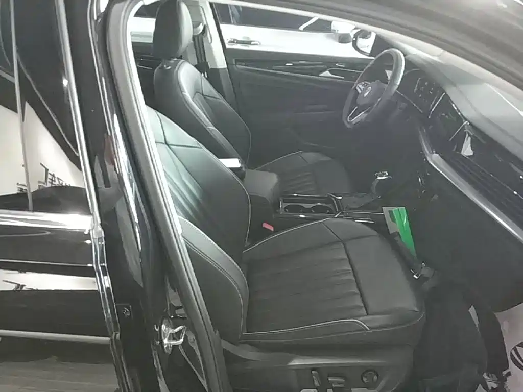 Volkswagen Passat — миниатюра 25